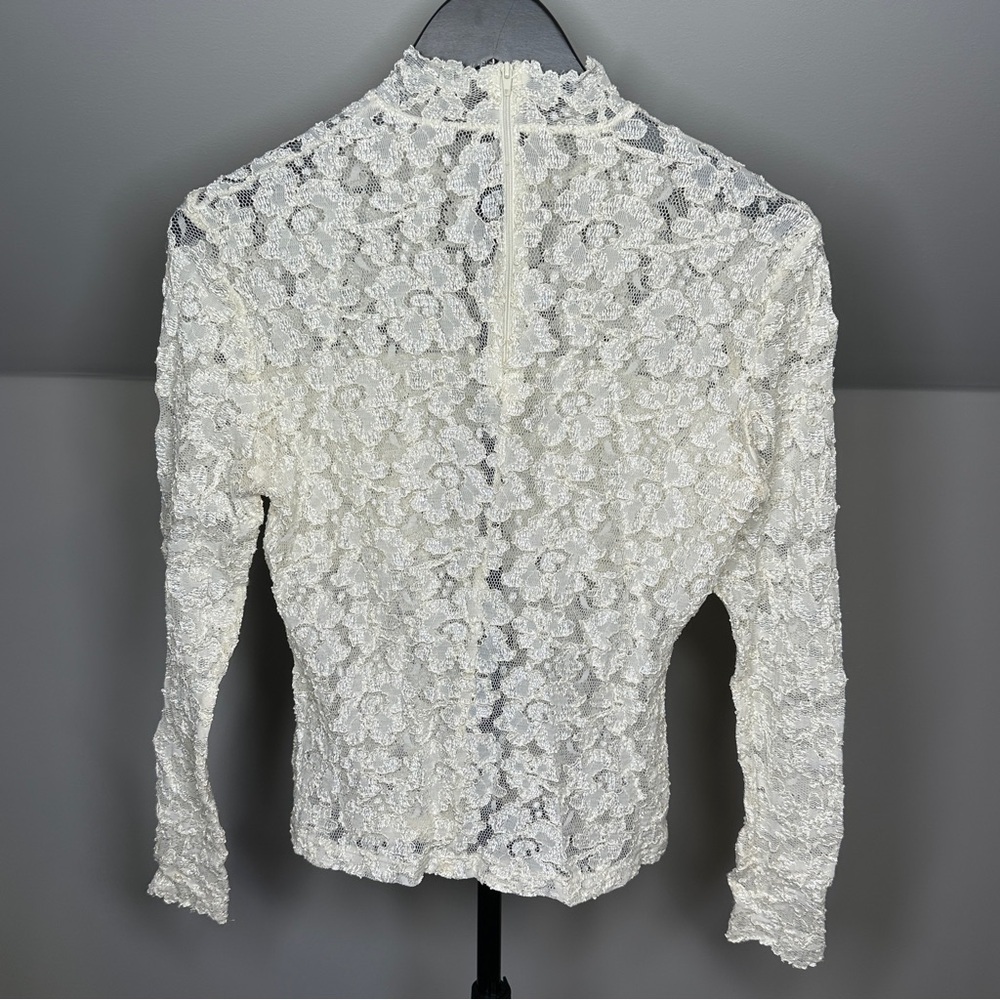 Vintage Kay Celine Lace Mock-Neck Long Sleeve Top in Ivory - Picture 4 of 6